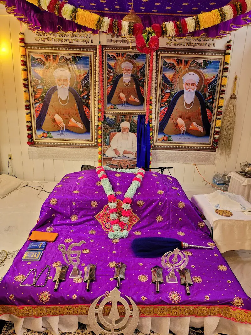 Gurdwara Nanaksar Darbar Langar Mata Sahib Kaur Ji - Gurdwara in Bakersfield, California