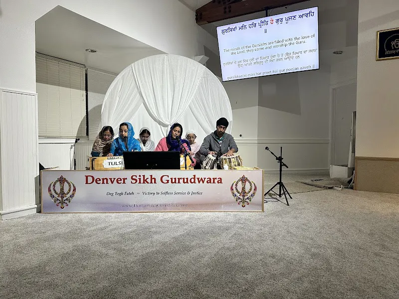 Denver Sikh Gurudwara - Gurdwara in Englewood, Colorado