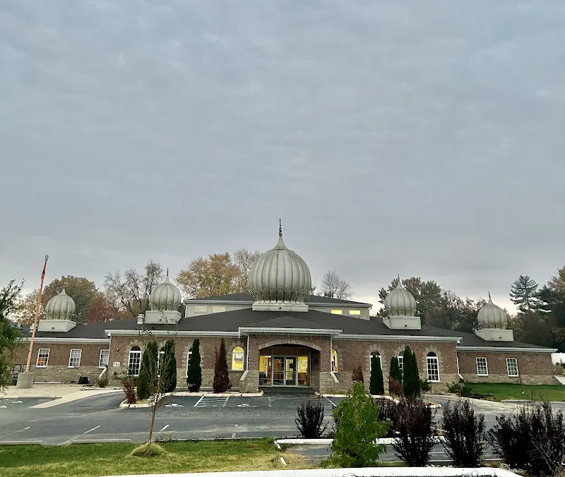 Gurudwara Sahib Sikh Study Circle of St. Louis - Gurdwara in St. Peters, Missouri