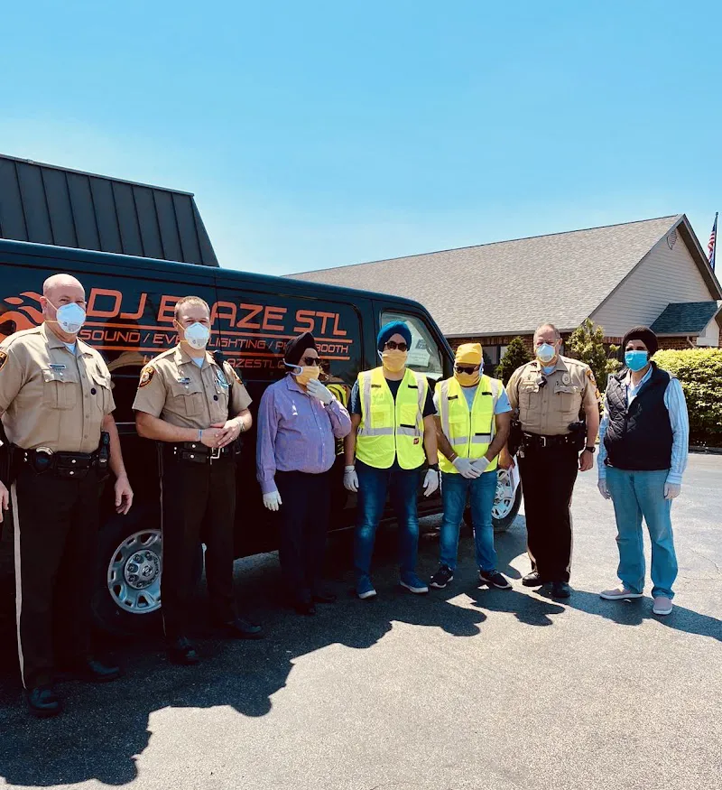 Selfless Service Towards Humanity - Sikhs of MO - Gurdwara in St. Louis, Missouri