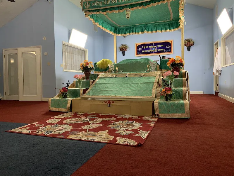 Gurdwara Gur Nanak Darbar - Gurdwara in Indianapolis, Indiana