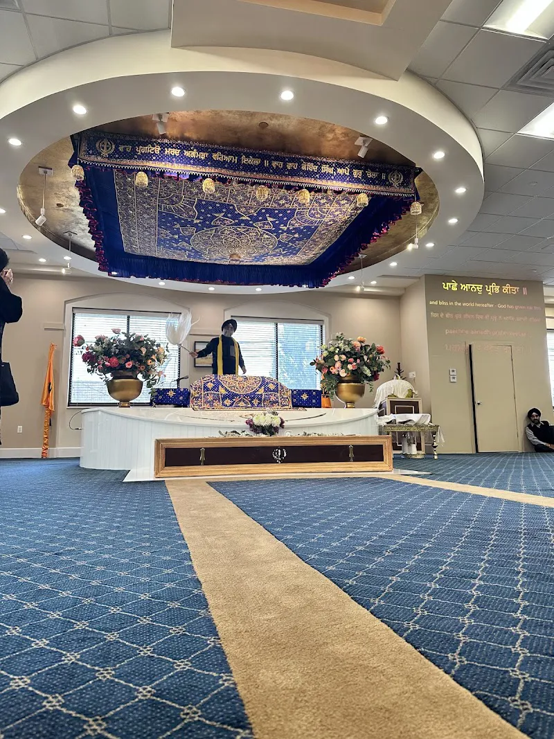 Guru Nanak Mission Gurudwara - Gurdwara in Oakland, New Jersey