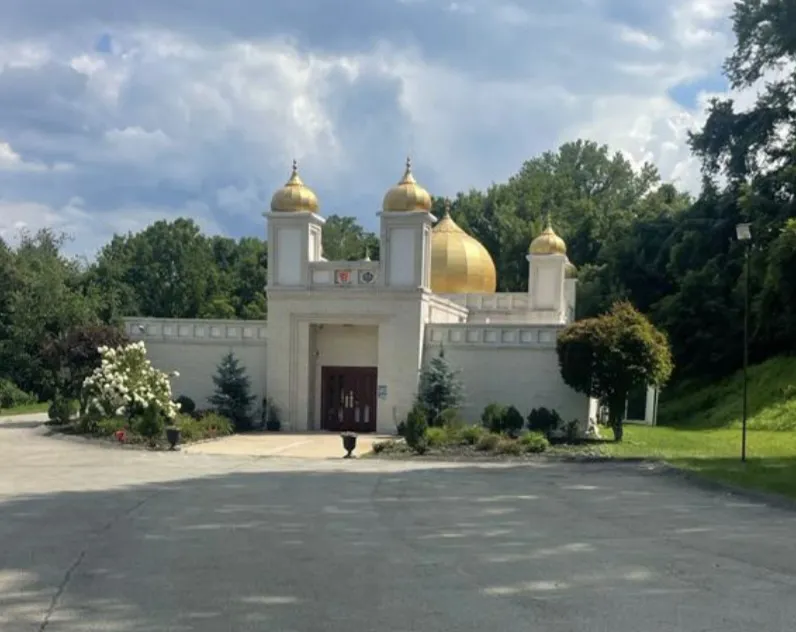 Tri State Sikh Cultural Society - Gurdwara in Monroeville, Pennsylvania