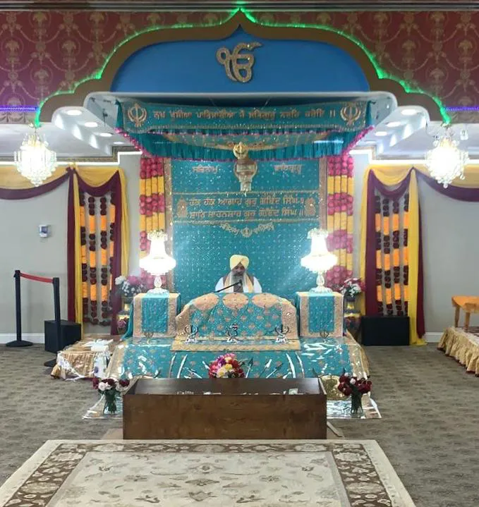 Guru Nanak Darbar Of Long Island (Sikh Gurudwara) - Gurdwara in Hicksville, New York