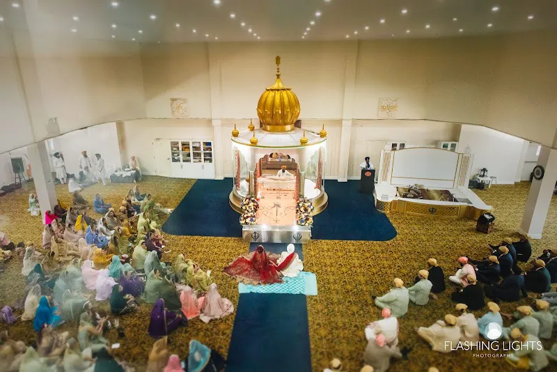 Guru Nanak Darbar - Gurdwara in Brampton, Ontario
