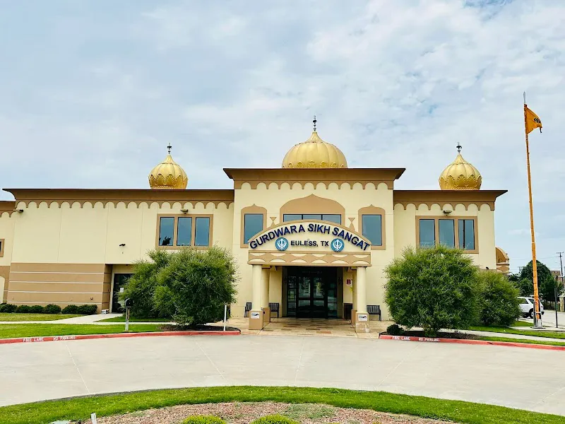 Gurdwara Sikh Sangat (Sikh Temple), Euless, Texas - Gurdwara in Euless, Texas