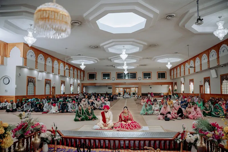 Gurdwara Millwoods - Gurdwara in Edmonton, Alberta