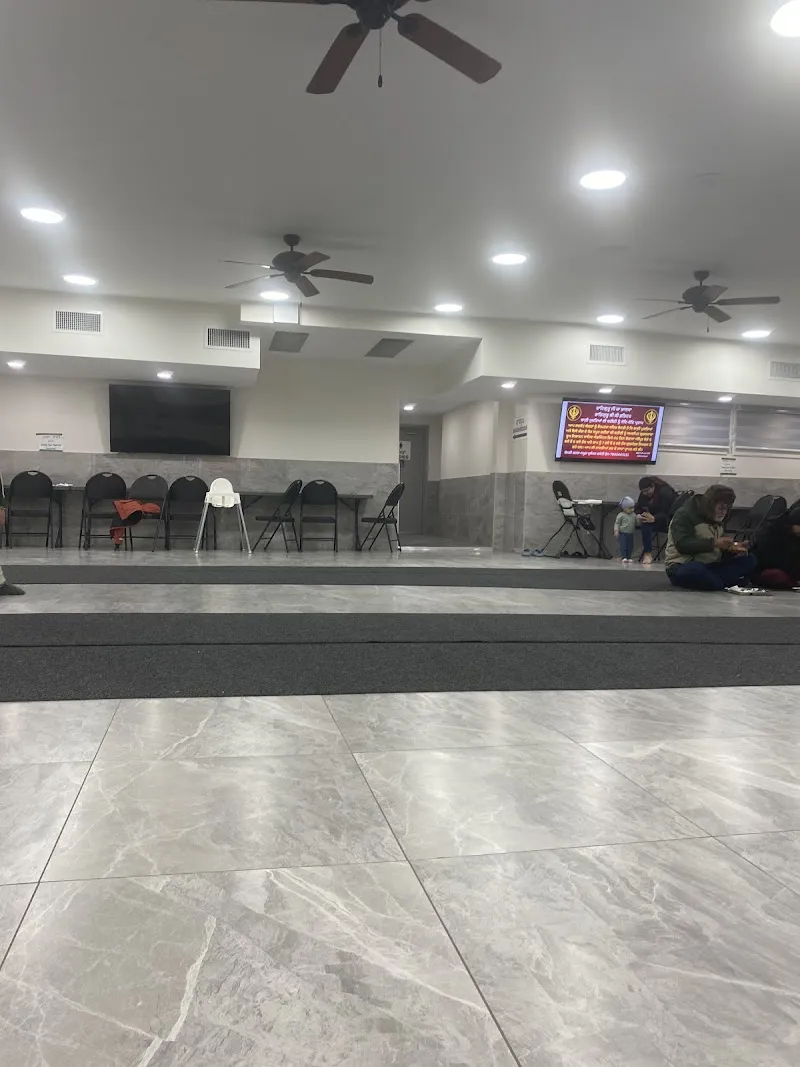 Gurdwara Dukh Nivaran Sahib Edmonton Alberta - Gurdwara in Edmonton, Alberta