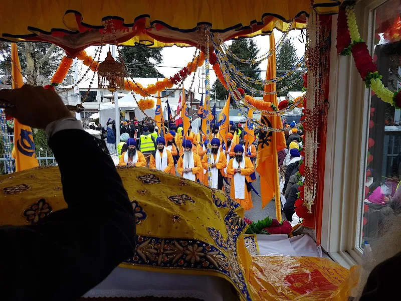 Gurdwara Amrit Parkash - Gurdwara in Surrey, British Columbia