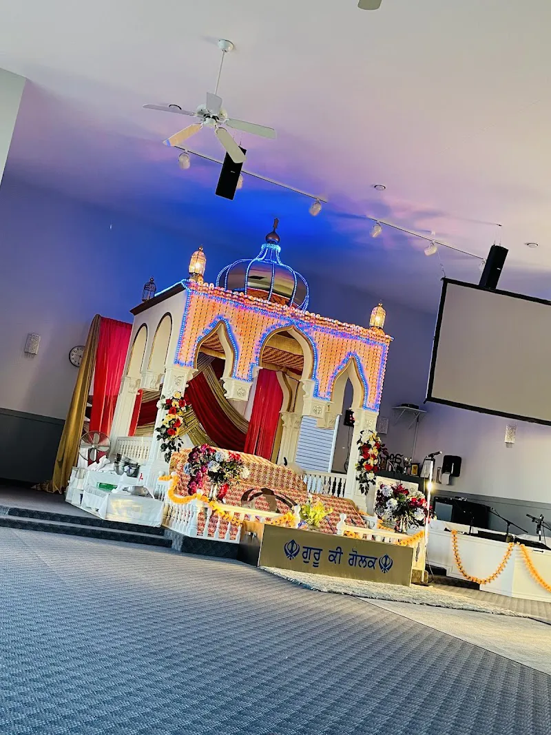 Guru Nanak Darbar Inc - Gurdwara in Winnipeg, Manitoba