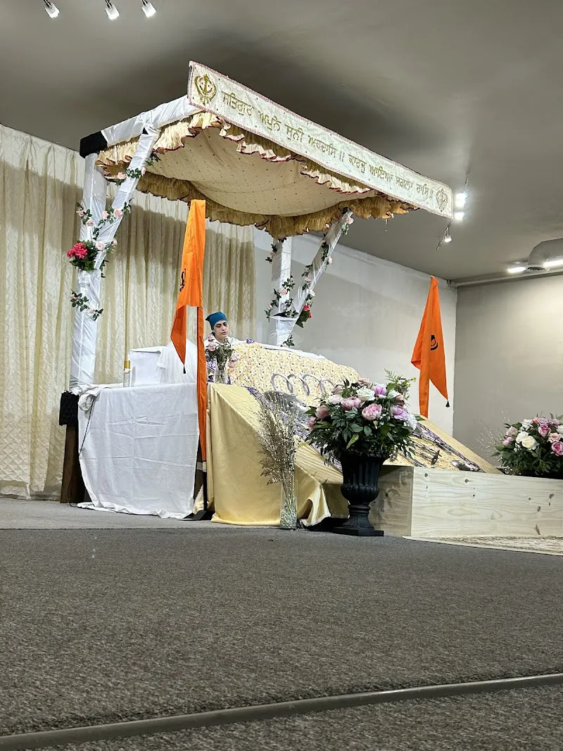 Gurdwara Gur Gyan Prakash - Gurdwara in London, Ontario